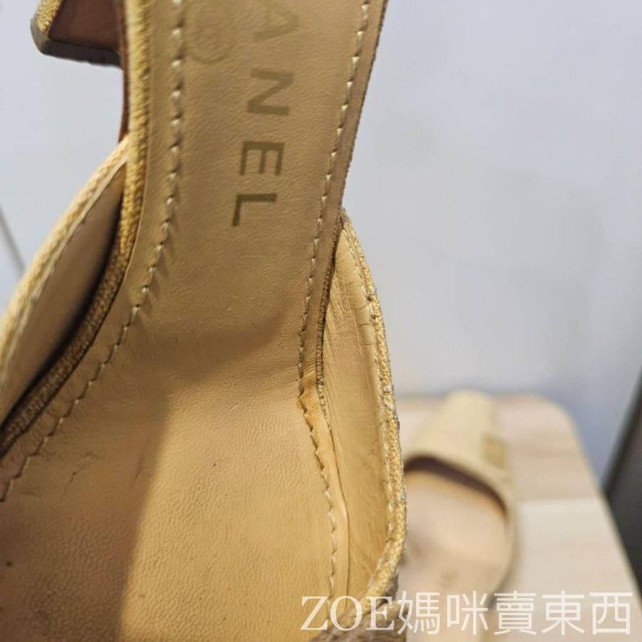 Chanel 米黃色棉麻白格線2.55造型方頭高跟鞋-11