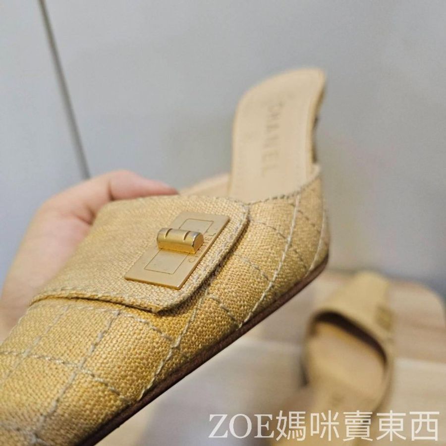 Chanel 米黃色棉麻白格線2.55造型方頭高跟鞋-22