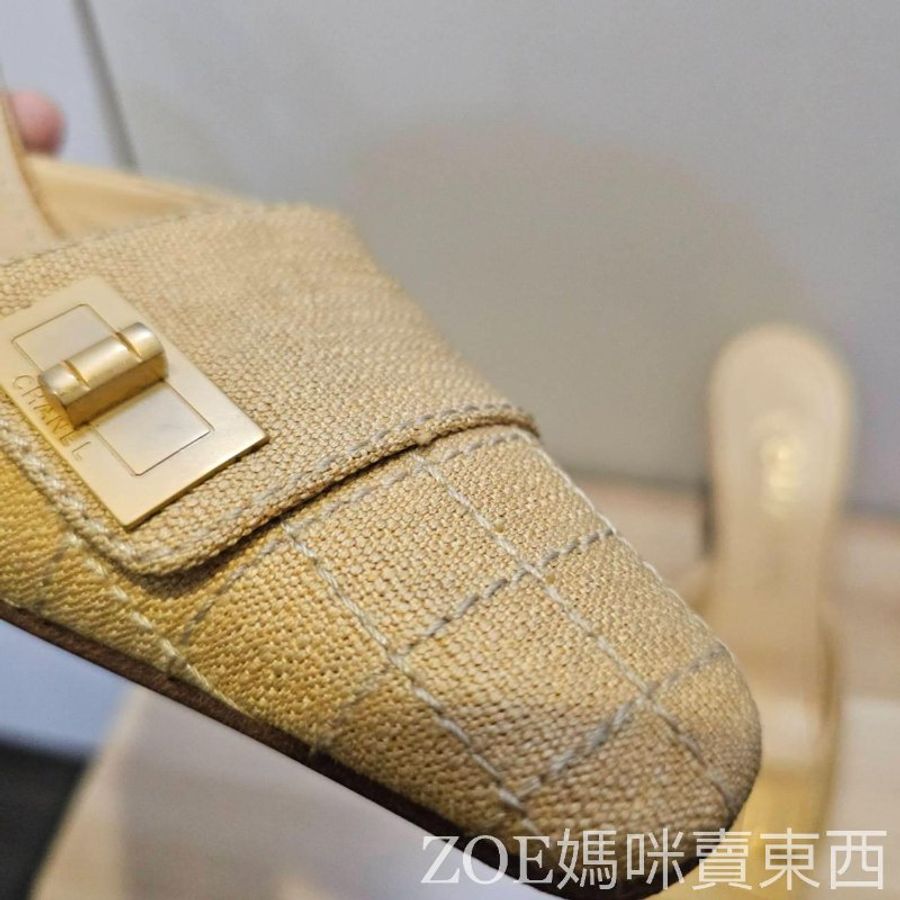 Chanel 米黃色棉麻白格線2.55造型方頭高跟鞋-25