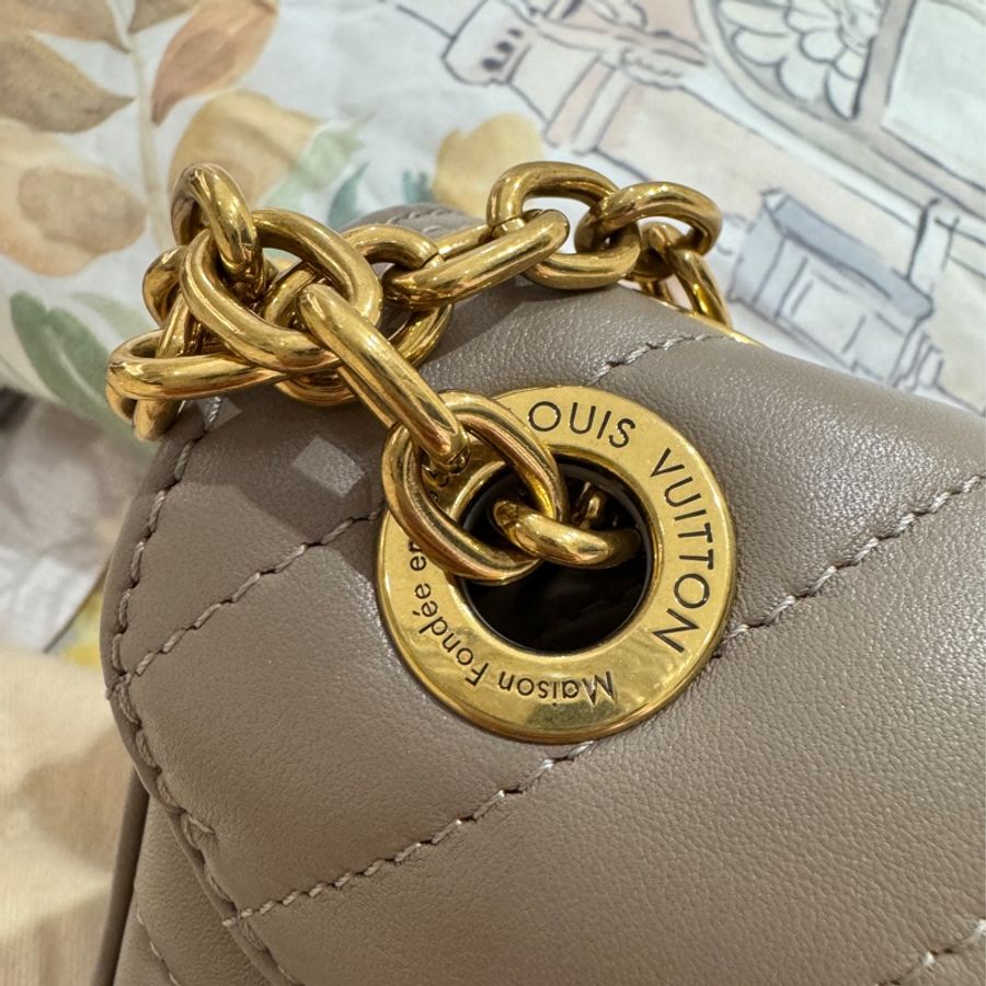 LOUIS VUITTON NEW WAVE PM 鏈帶手袋奶茶咖色-18
