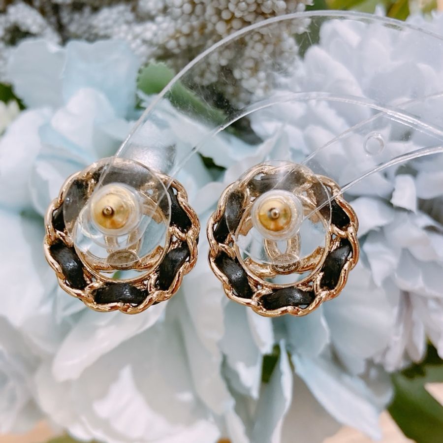 TW4242 CHANEL 香奈兒經典CC字圓形鏈帶款耳環CC LOGO CIRCLE EARRINGS-3