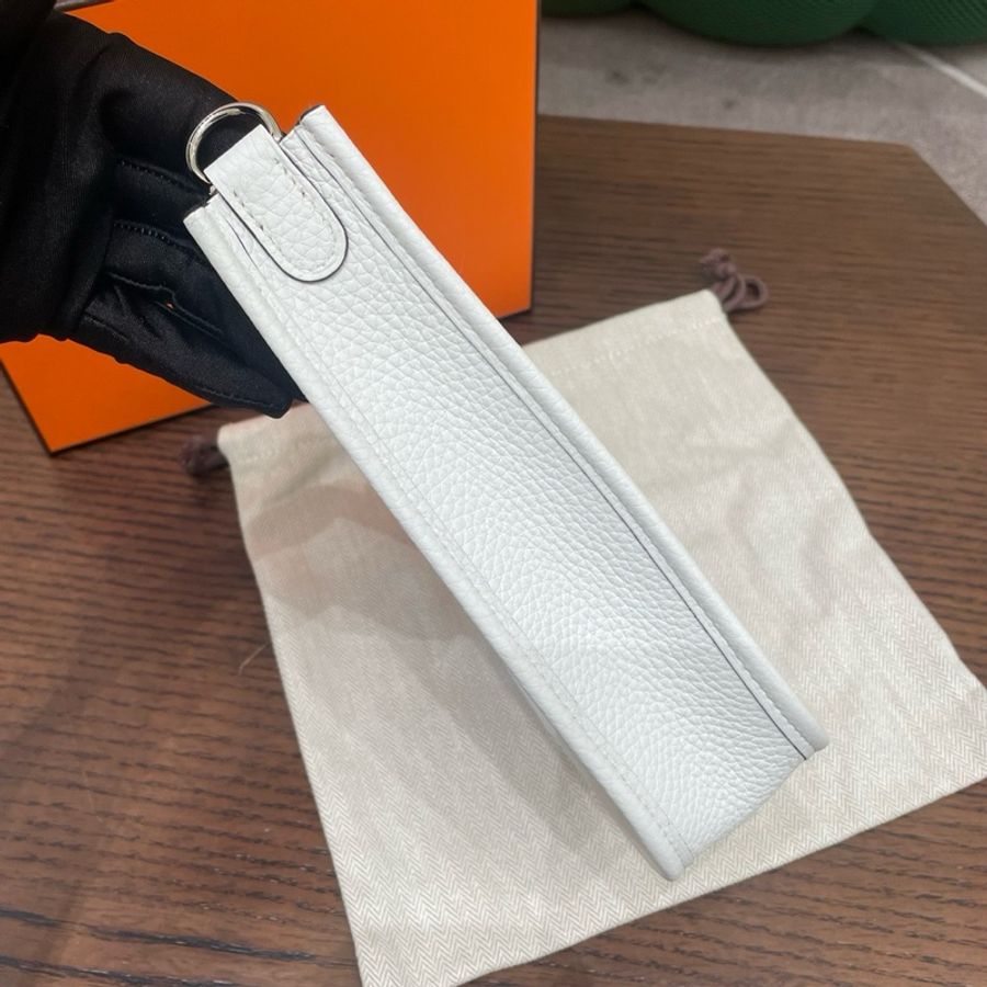 Hermes愛馬仕mini evelyne新白色K刻23年-3