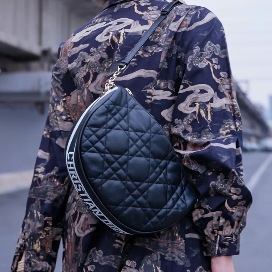 🈶購證🉑斜背 #99新閒置 #10w入手 迪奧hobo馬鞍腋下斜挎包-13