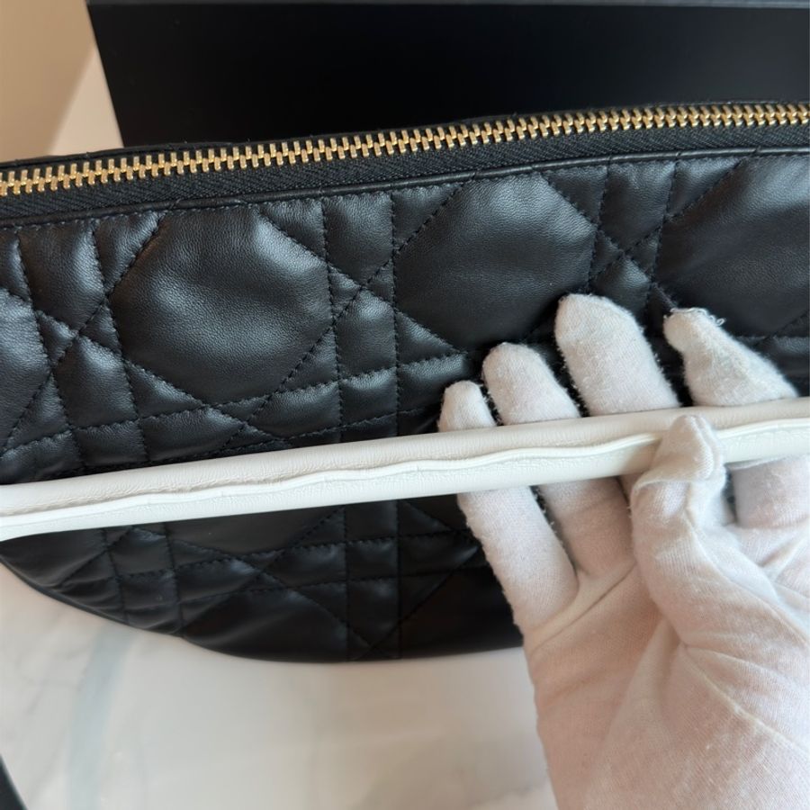 🈶購證🉑斜背 #99新閒置 #10w入手 迪奧hobo馬鞍腋下斜挎包-39