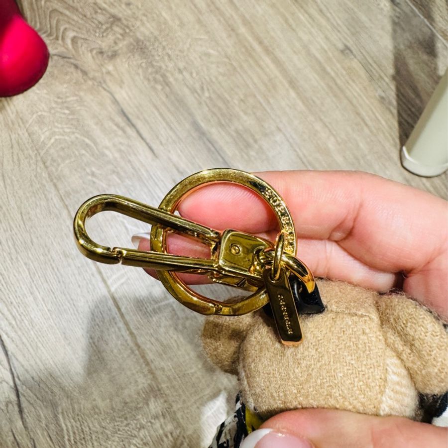 BURBERRY 限量泰迪熊黃色塗鴉風衣 造型吊飾鑰匙圈-18