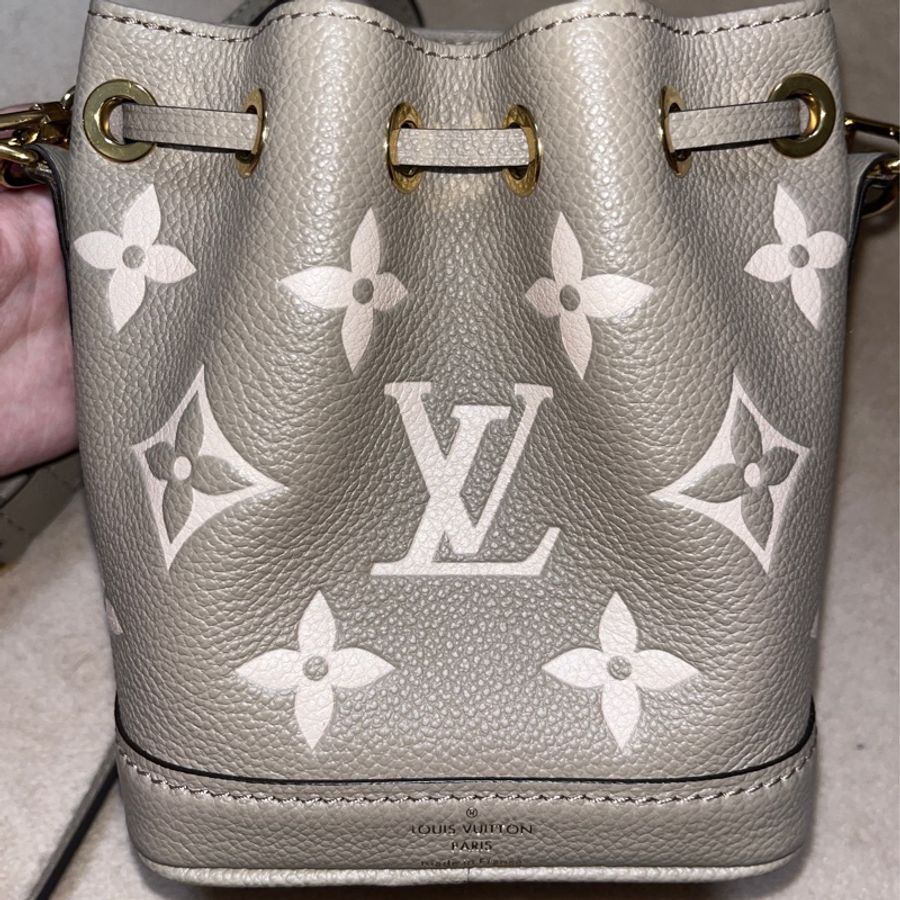 Louis Vuitton nano noe 大象灰-1