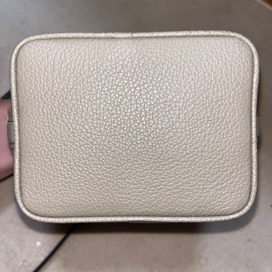 Louis Vuitton nano noe 大象灰-3