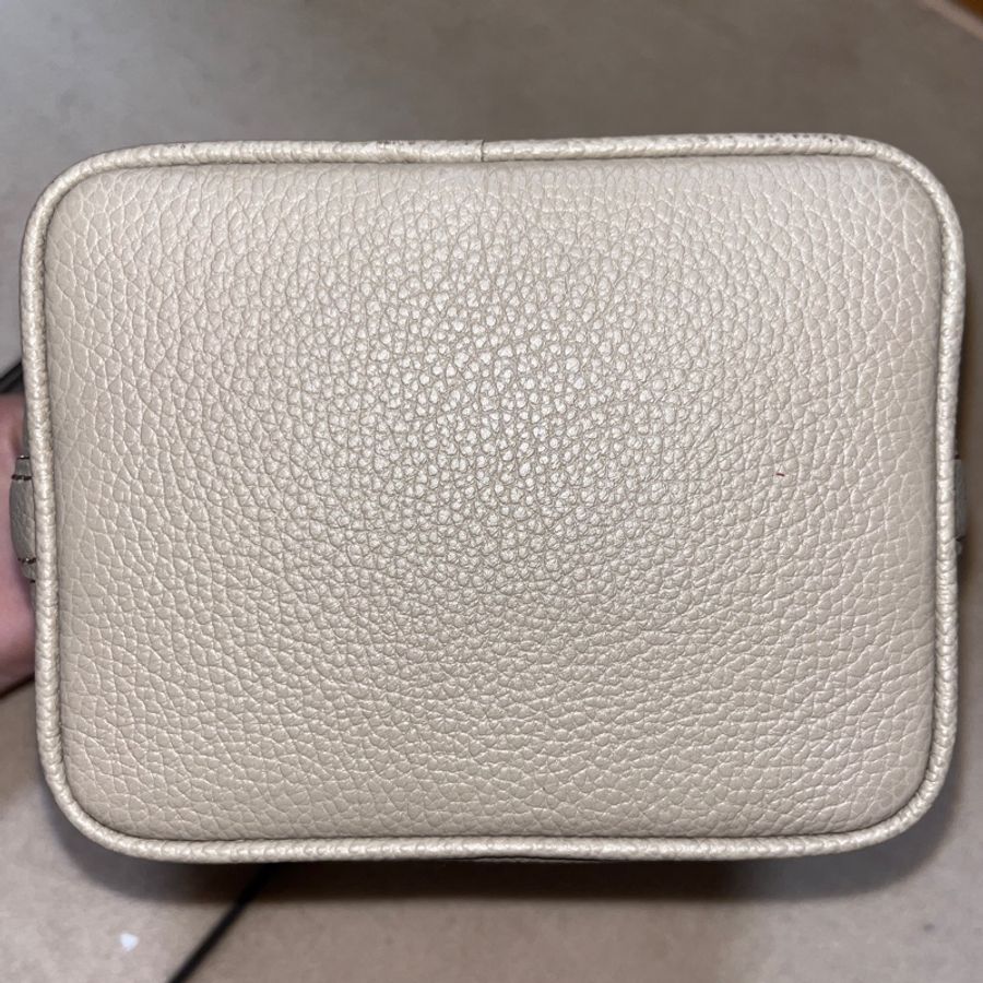 Louis Vuitton nano noe 大象灰-10