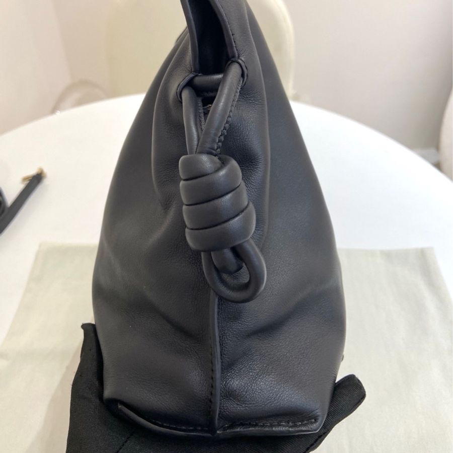 Loewe 羅意威 Flamenco黑色福袋中號 尺寸約30*10.5*24.5-6