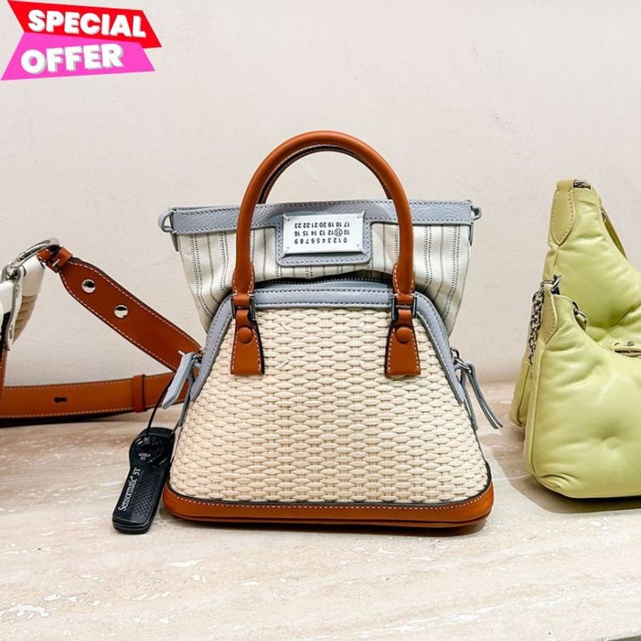 🎁快閃特價🎁Maison Margiela M11 5AC Classique Micro 拉菲草編肩背包 灰藍色-0