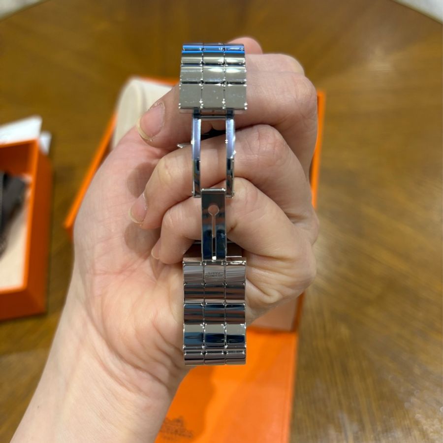 愛馬仕Hermes 全新不鏽鋼女錶 Heure 25毫米-8
