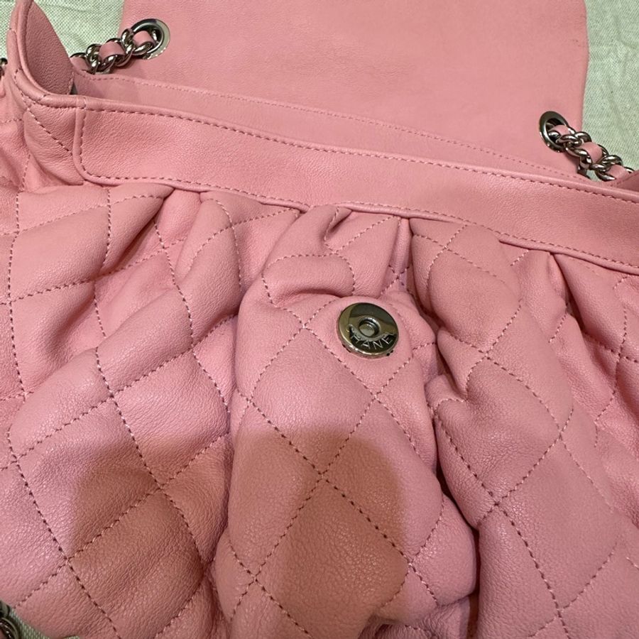 Chanel正品雲朵包(有盒/防塵袋/保卡/雷標)保存良好-19