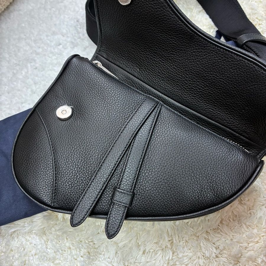 全新‼️Dior Mini Saddle 馬鞍包 經典款 黑色 特價 超便宜 1ADPO191YMJ-4