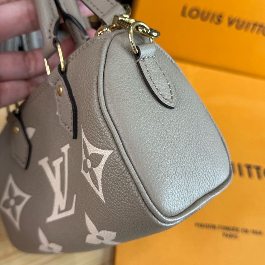 Louis Vuitton 壓紋牛皮原花拚色Speedy nano🩶未使用-4