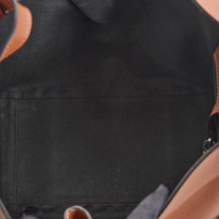 Loewe hammock small焦糖色吊床包-17