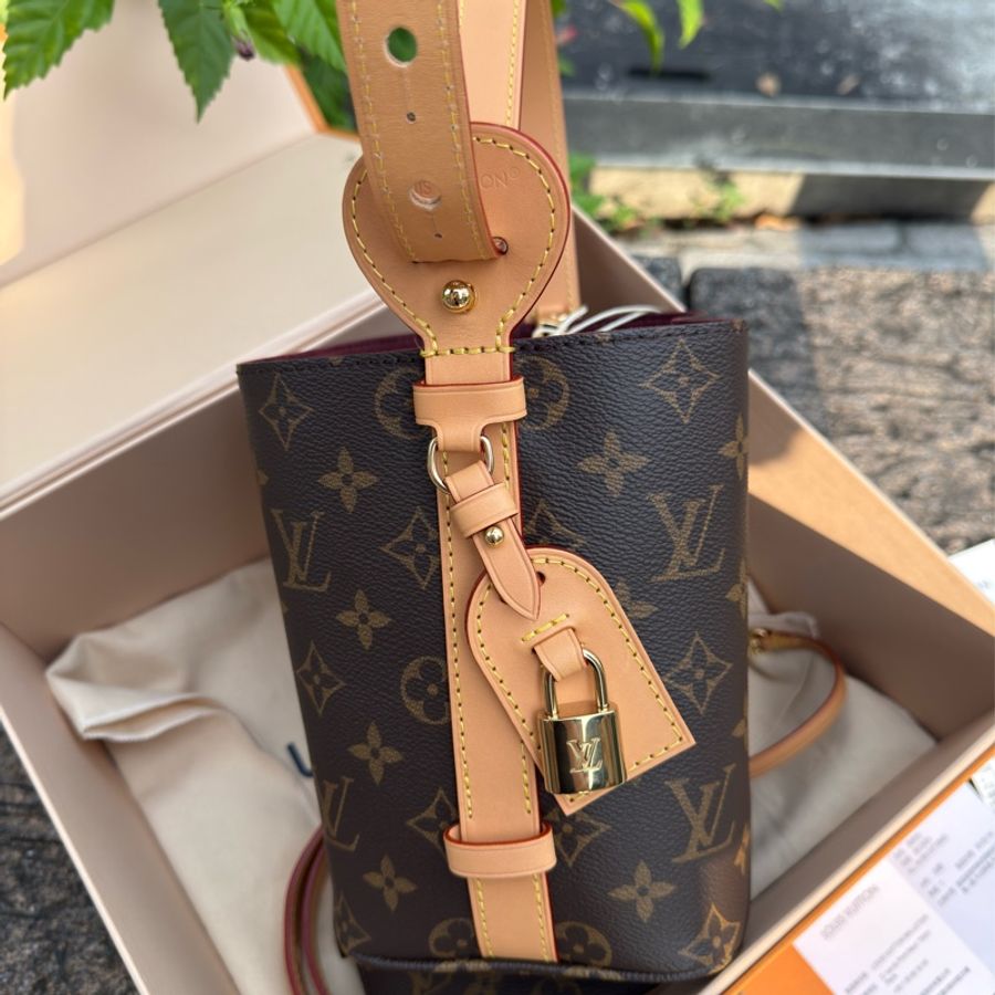 全新LV ALL In BB Monogram老花帆布水桶包M12925現貨-12