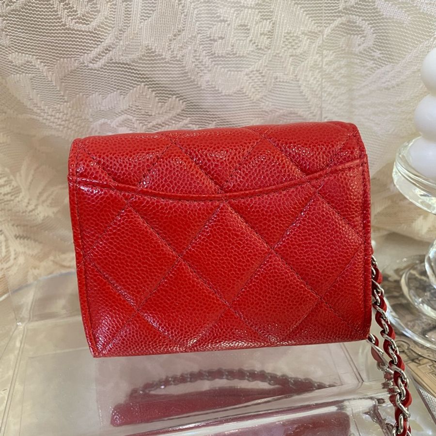 Chanel 小斜孭袋 紅色淡金扣-3