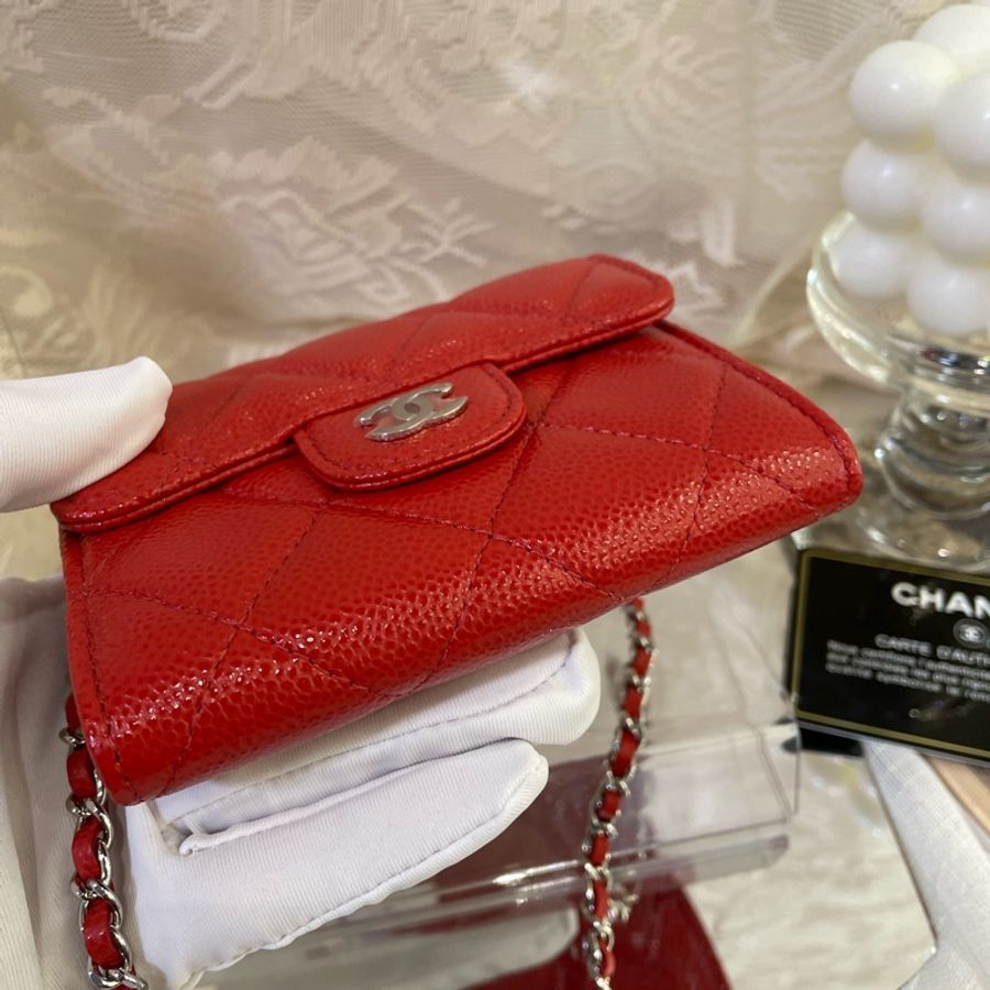 Chanel 小斜孭袋 紅色淡金扣-7