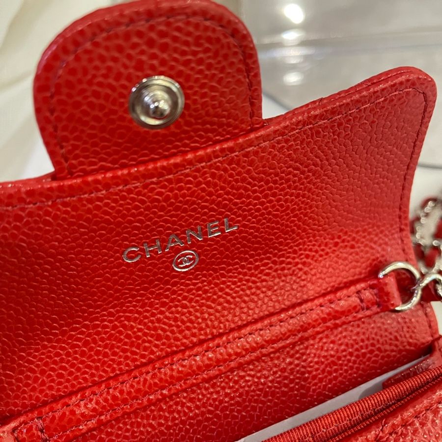 Chanel 小斜孭袋 紅色淡金扣-12