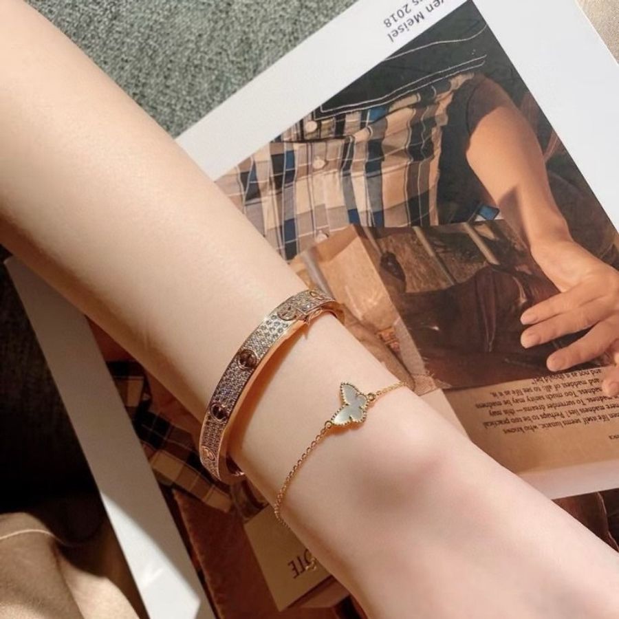 Van Cleef & Arpels 白貝母mini 蝴蝶手鏈-3