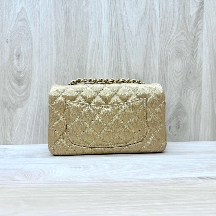 CHANEL金色牛皮金釦COCO20/A69900-1