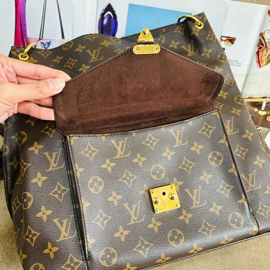 ✨售 二手真品 Louis Vuitton LV M40781 Metis hobo 經典花紋時尚兩用購物包(附背帶)-34