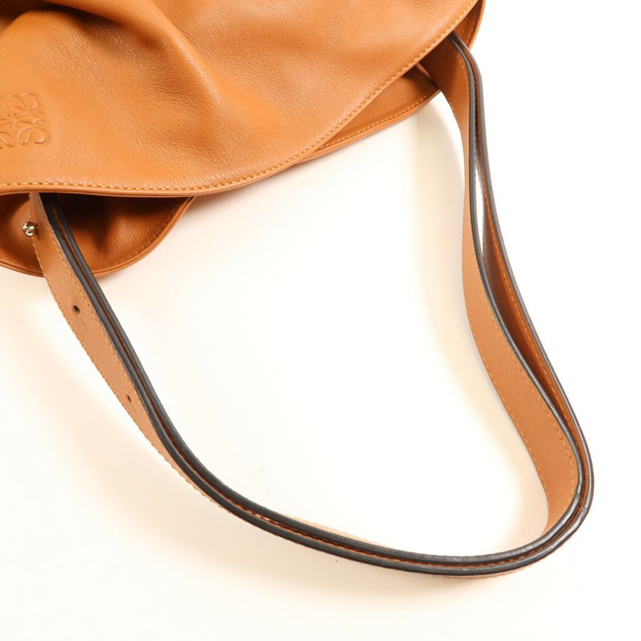 LOEWE 皮革Flamenco Clutch銀扣肩背袋-4