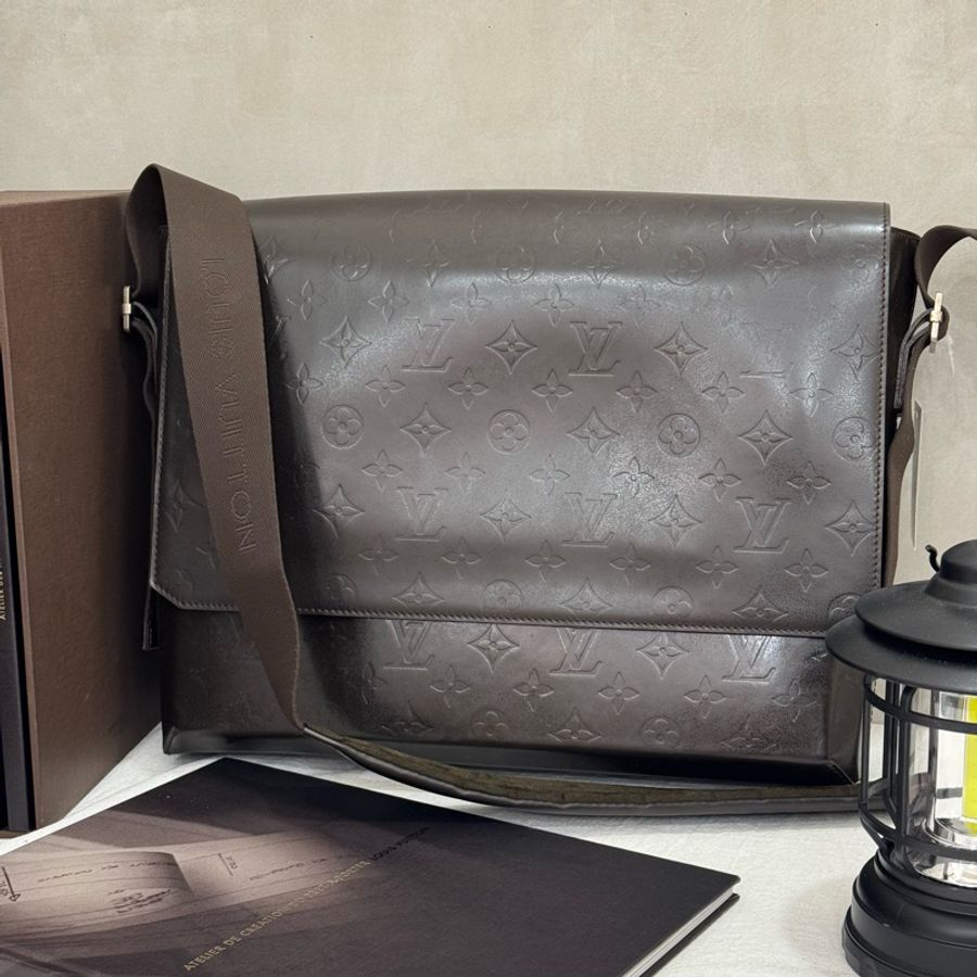 Louis Vuitton 頂級硬殼琺瑯皮斜背包-2