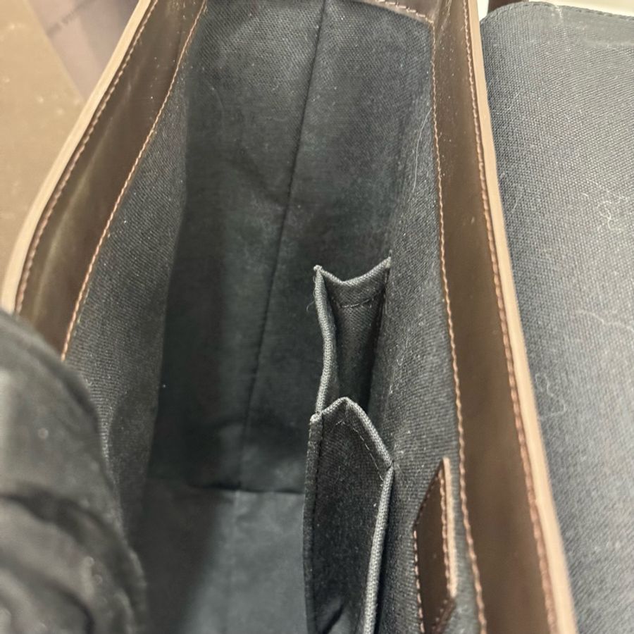 Louis Vuitton 頂級硬殼琺瑯皮斜背包-17