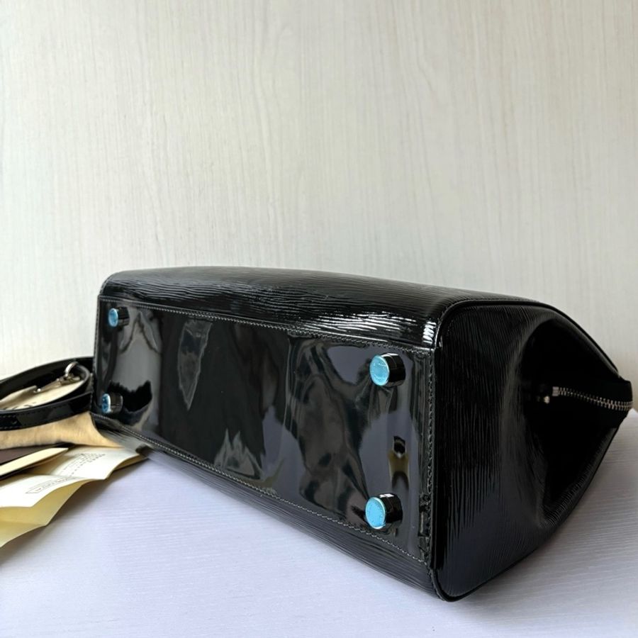 【近新閒置品】LV 黑銀EPI漆皮水波紋醫生包手提側背斜挎包-6