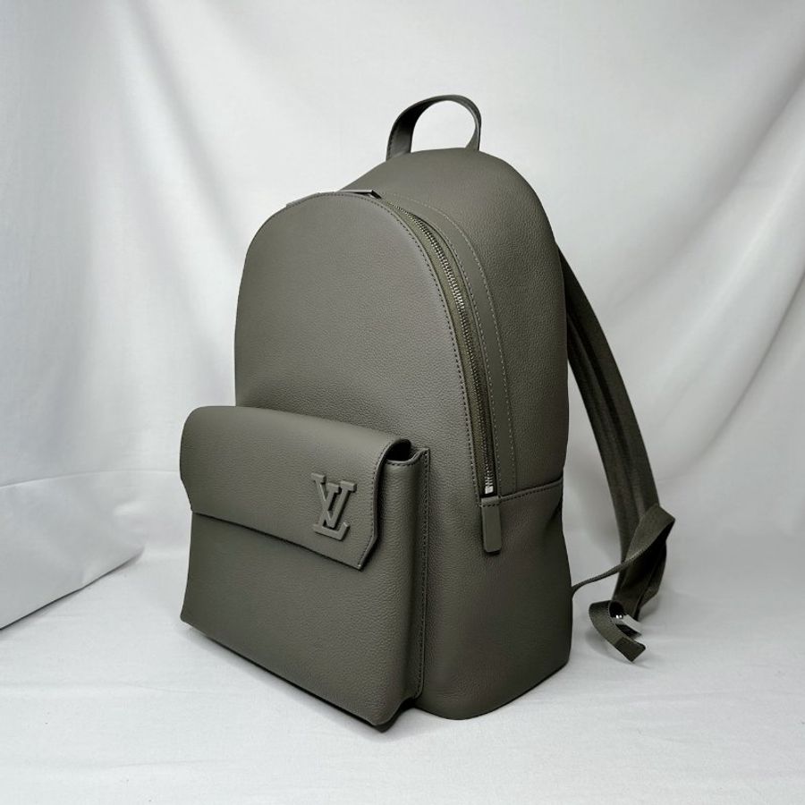 LV Takeoff卡其色雙肩後背包-2
