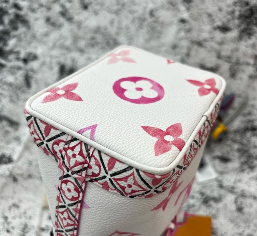 LOUIS VUITTON NOE Nano 夏日限定水彩系列 可拆卸可調節肩帶抽繩開合水桶包 單肩斜挎包 超小號-4