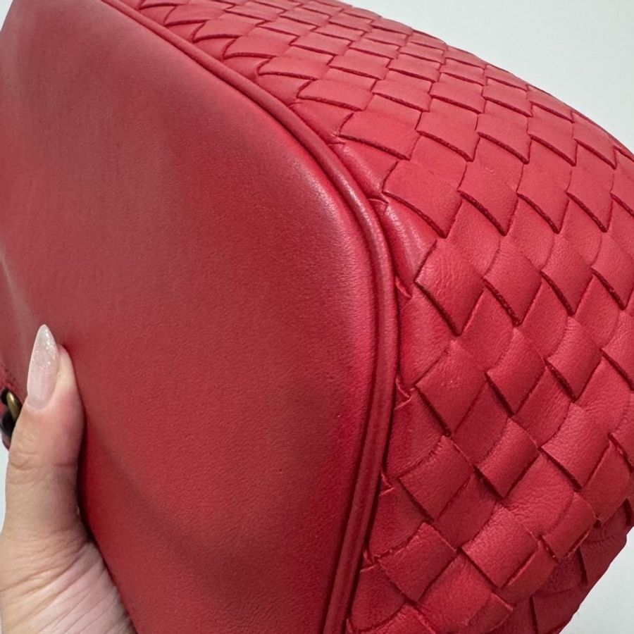 Bottega Veneta BV 莓紅色 全皮 豬鼻 小豬包 肩背包 斜背包 側背包 手提包-42