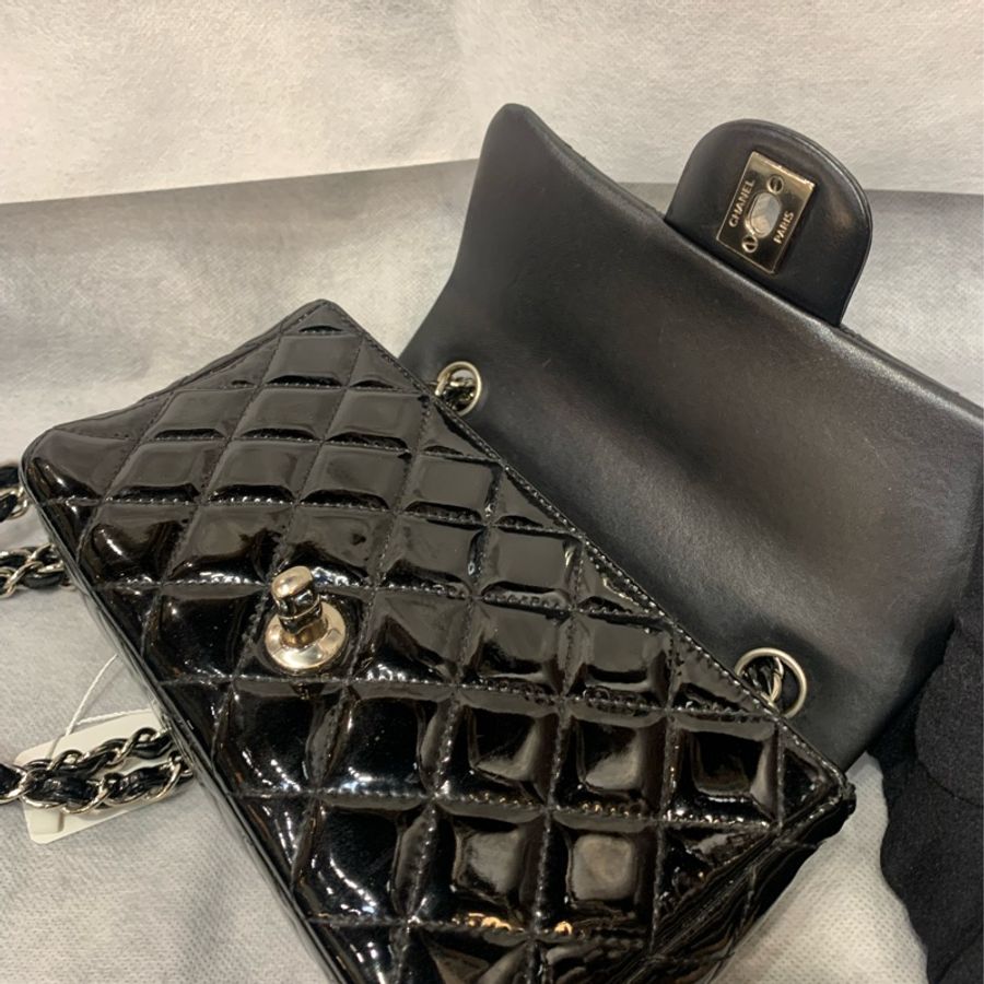 Chanel Classic 20cm-5