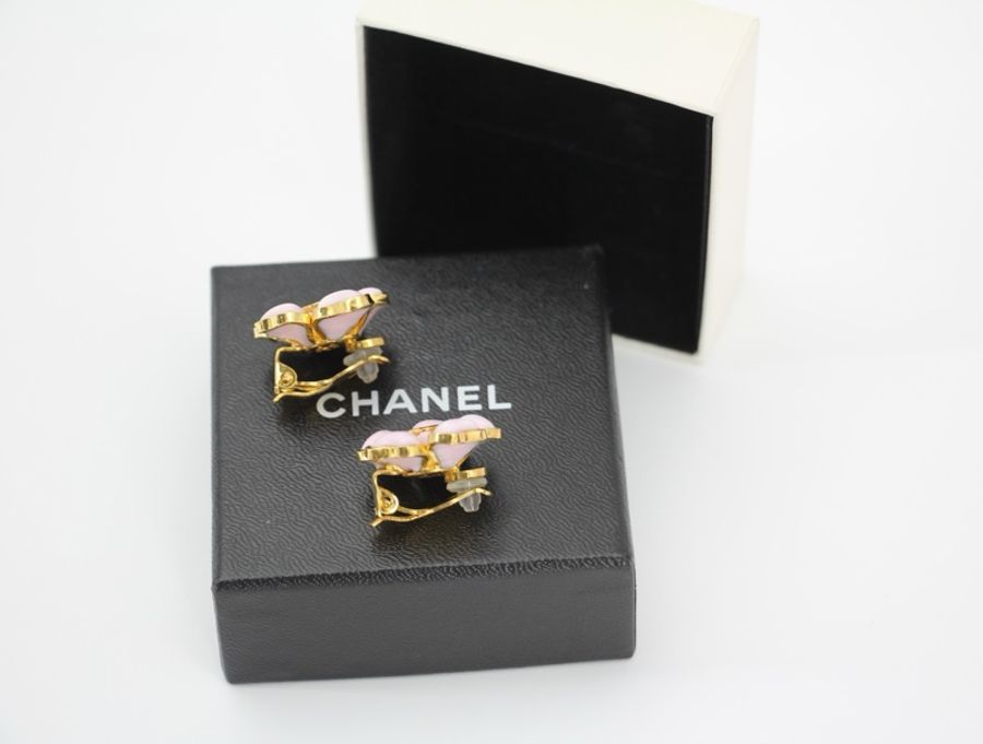 Chanel Vintage 97P 琉璃鍍金粉紅色山茶花耳環-7