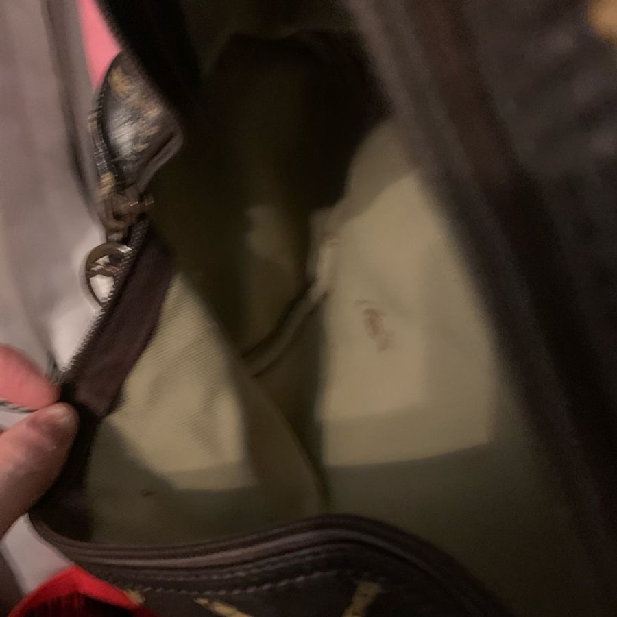 Longchamp 經典logo圖騰真皮圓筒包-12