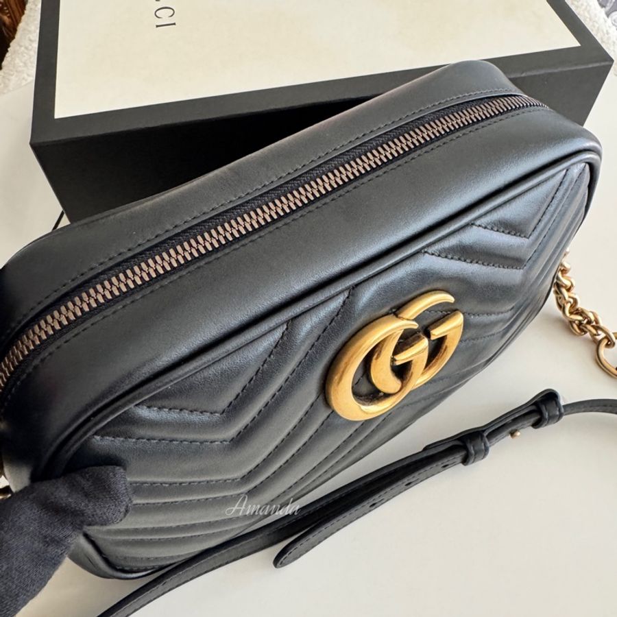 GUCCI GG Marmont絎縫皮革斜背/相機包(黑色) 99新-1