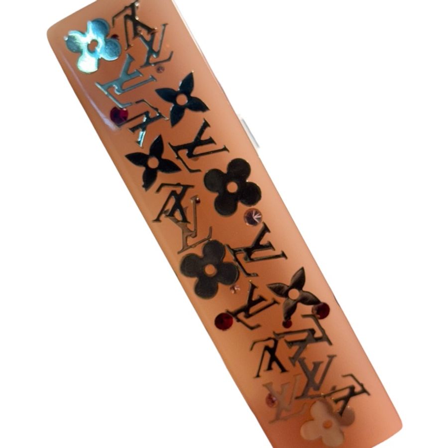 🎀Louis Vuitton *近新品正面無任何刮傷*LV稀有皮粉色髮夾|經典花紋✦fufu style 精品✦ 氣質感|手鏈.手環-2