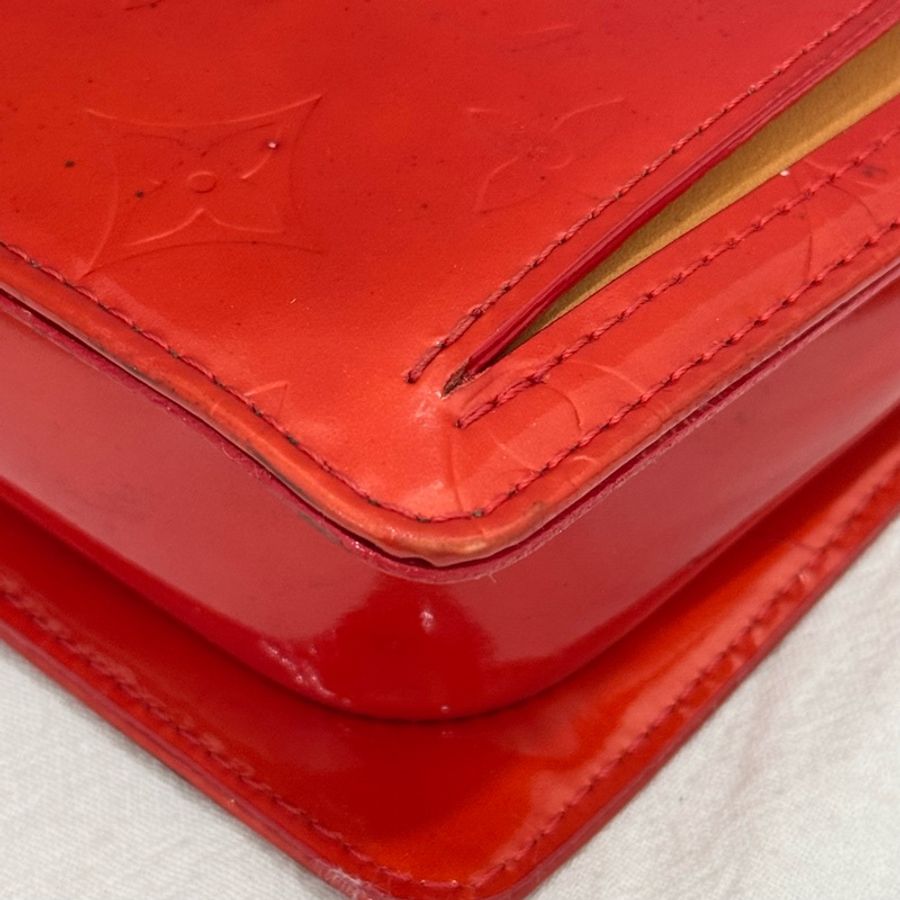 Louis Vuitton 漆皮紅色相機包-7