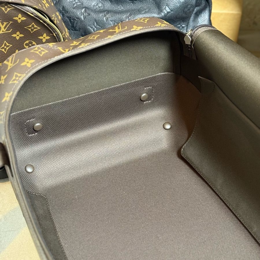(停產系列 稀有釋出)Lv horizon soft duffle 行李箱-13