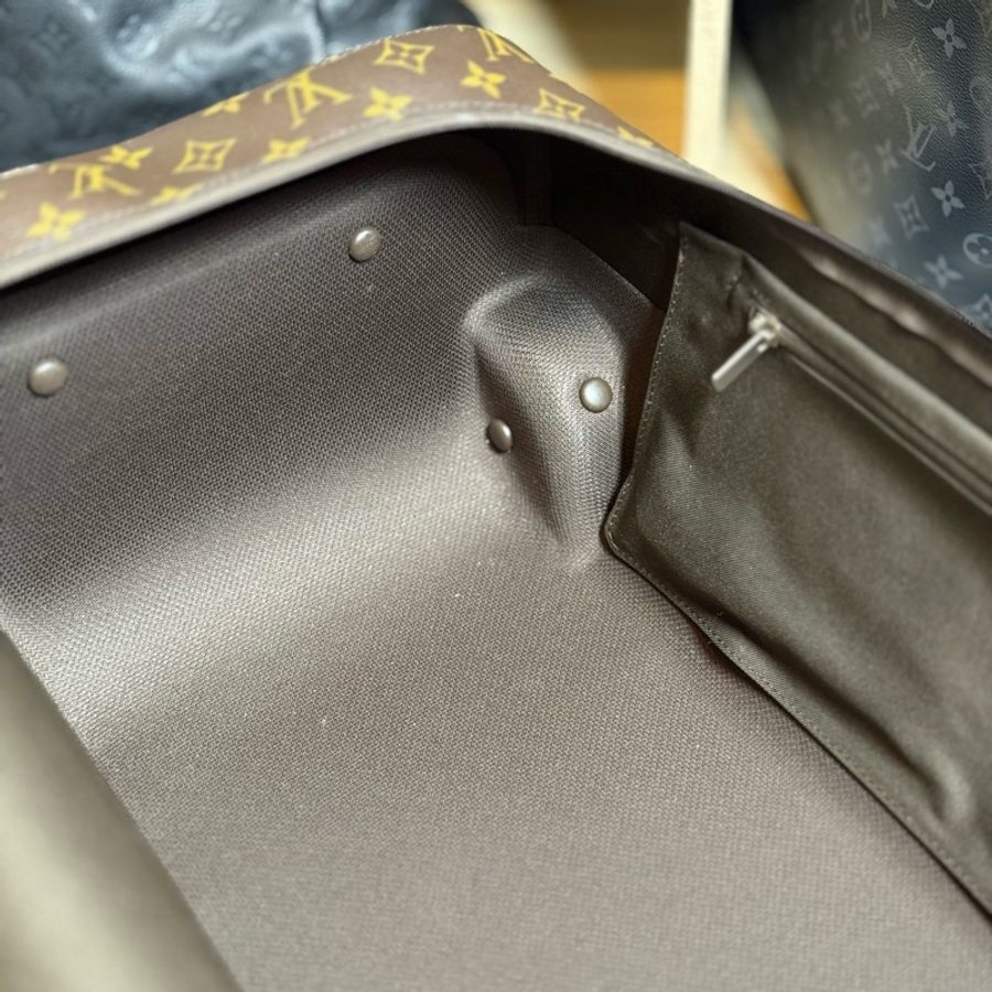 (停產系列 稀有釋出)Lv horizon soft duffle 行李箱-15