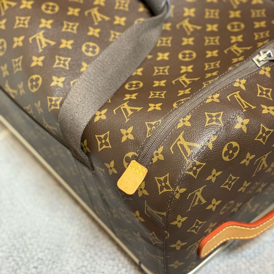 (停產系列 稀有釋出)Lv horizon soft duffle 行李箱-17