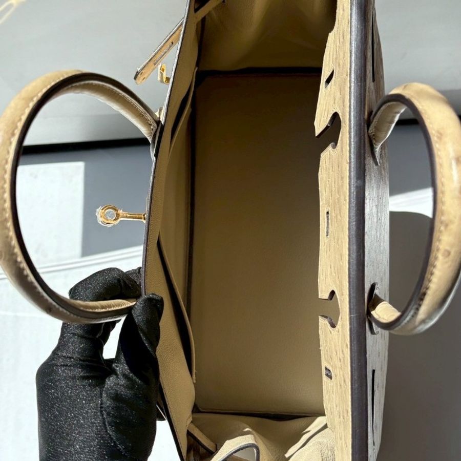Hermes 金釦淺色鴕鳥皮柏金 30 Birkin-17