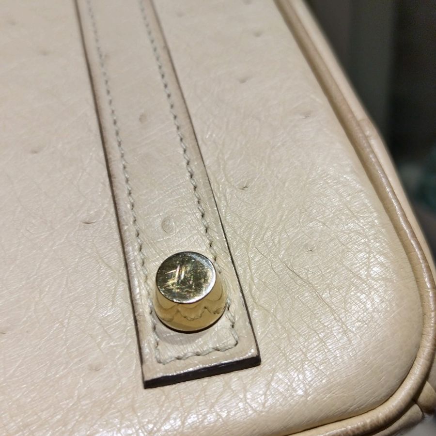 Hermes 金釦淺色鴕鳥皮柏金 30 Birkin-30