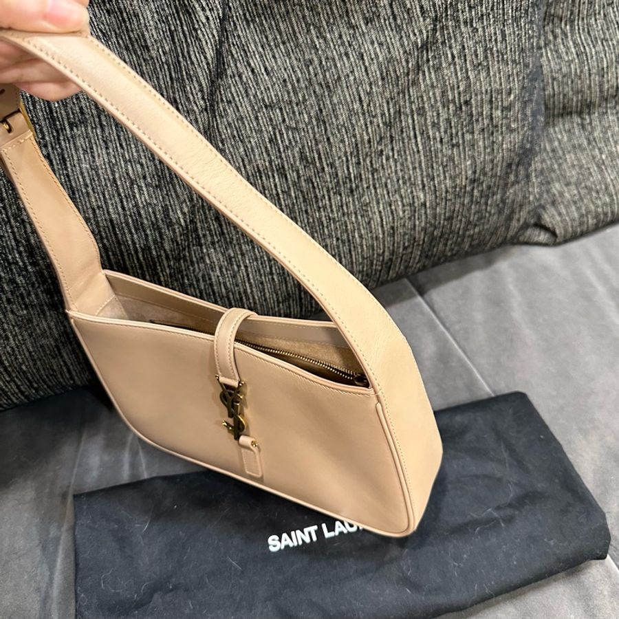 99新🌟 ysl #奶茶色 #腋下包 #新款 #LE5A7-4