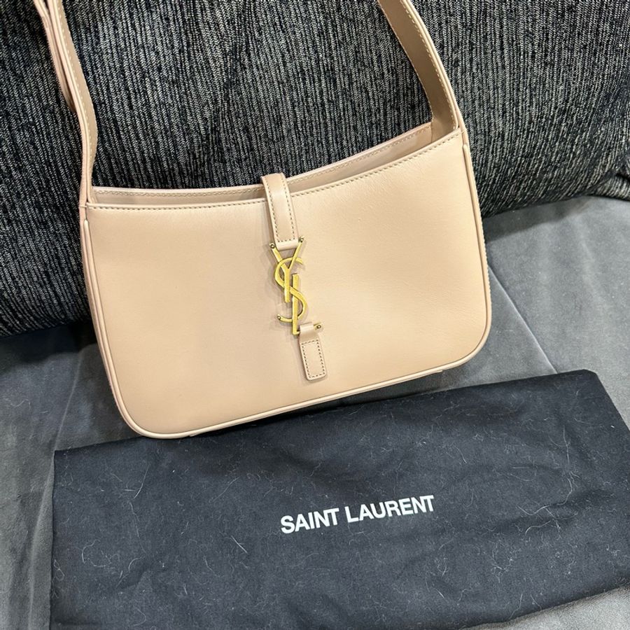 99新🌟 ysl #奶茶色 #腋下包 #新款 #LE5A7-5