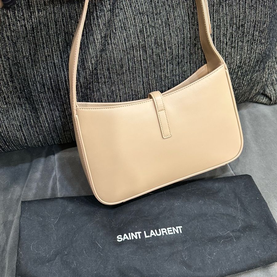 99新🌟 ysl #奶茶色 #腋下包 #新款 #LE5A7-6