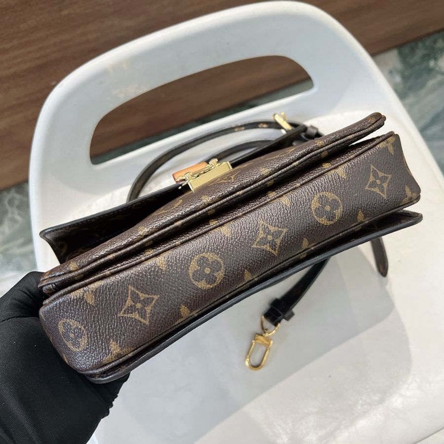 Louis Vuitton LV Metis 郵差包-5