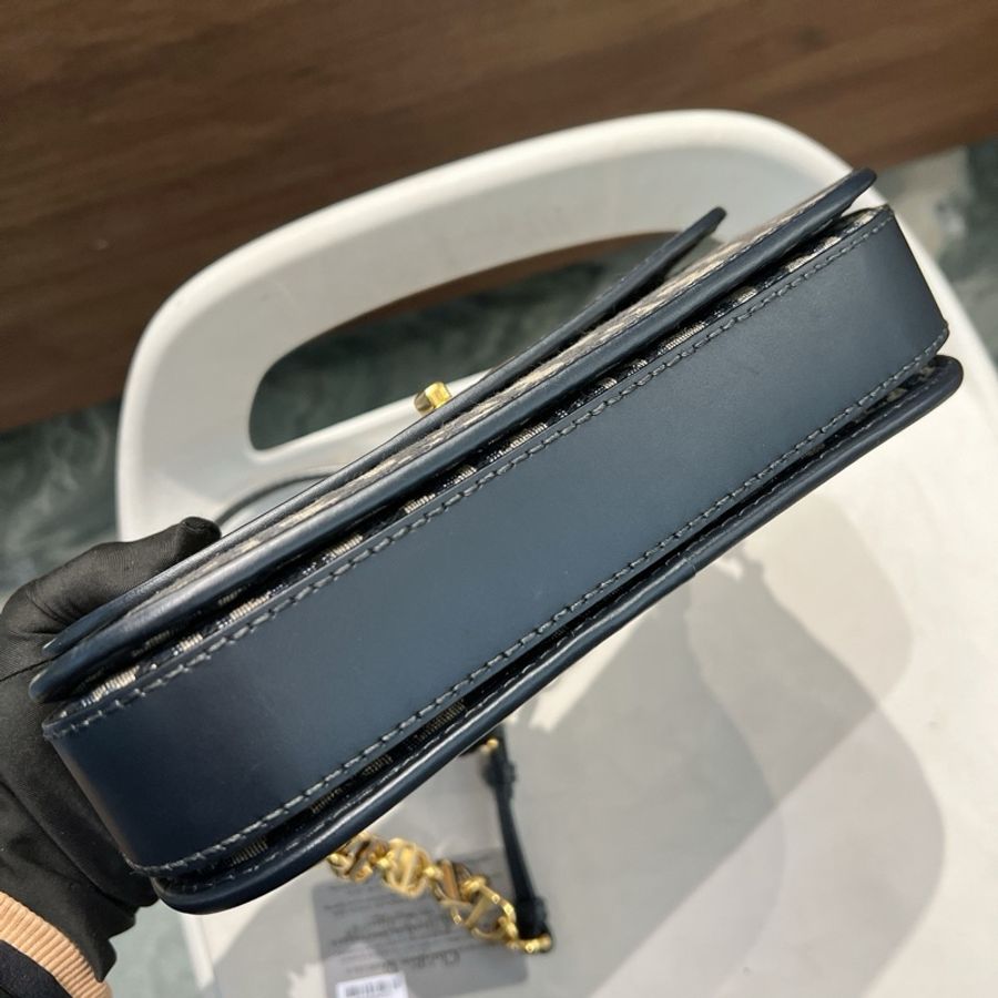 Dior Montaigne Avenue-4