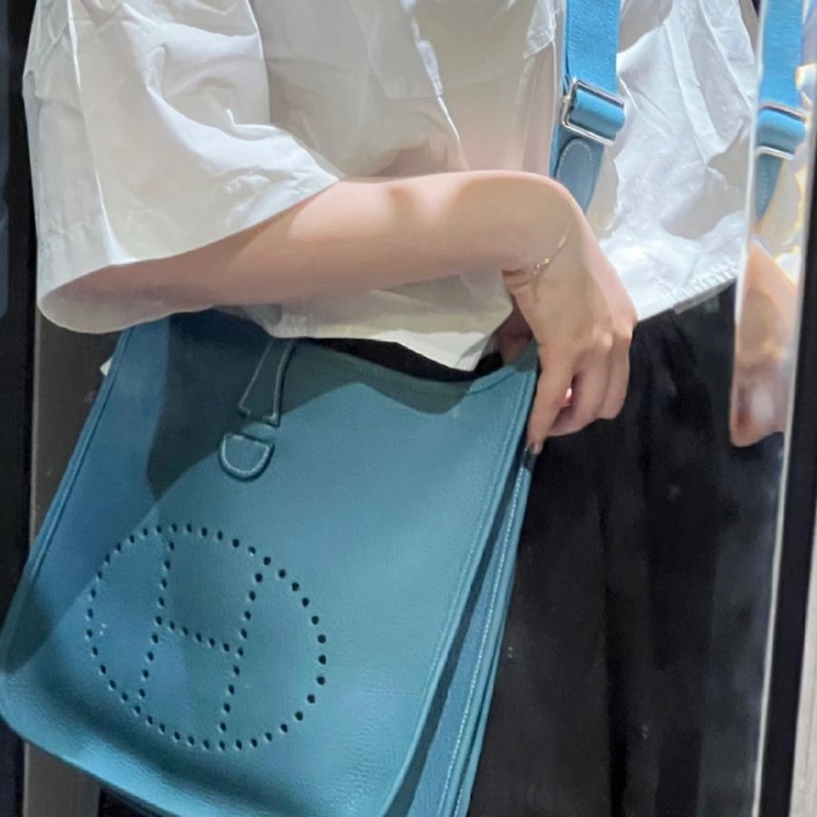 愛馬仕 hermes Evelyne 29牛仔藍銀扣togo皮D刻-9